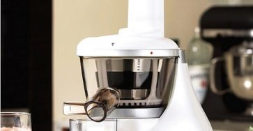 UNTV’s”Cook, Eat Right” features HUROM SLOW JUICER