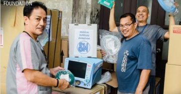 SM Foundation turns over ICU ventilators to Philippine General Hospital
