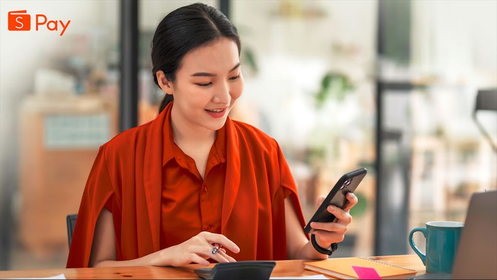 Ready for Adulting? ShopeePay shares Financial Tips for Fresh Graduates