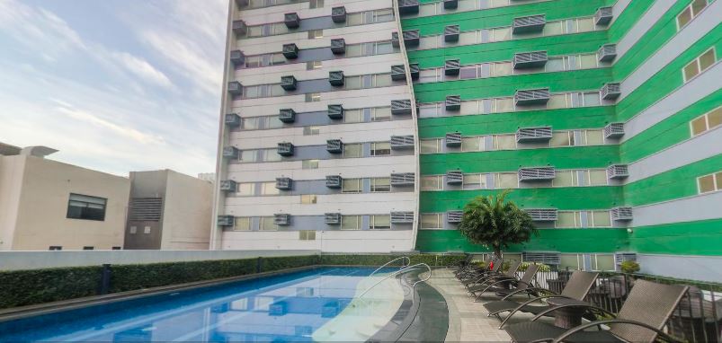 Hotel 101 Celebrates Earth Hour