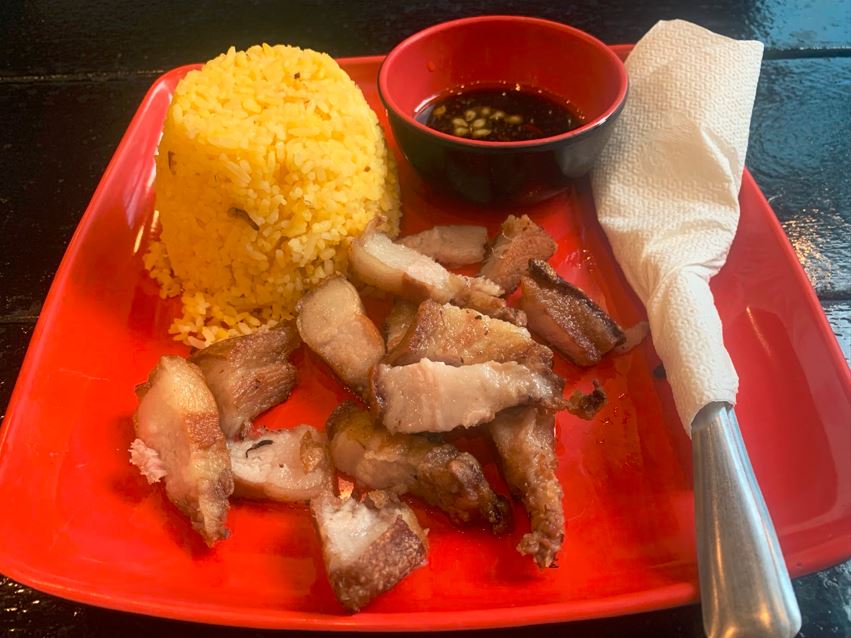 Buendia Food By The Court: GFX Grill Fry Experience’s Bagnet Meal Great With Ice Cold’s Sprite