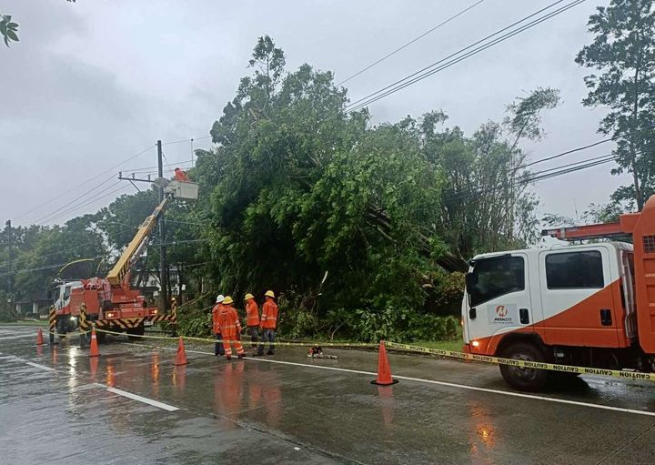 MERALCO Restores Service to Customers in Areas Hit by Severe Tropical Storm Kristine