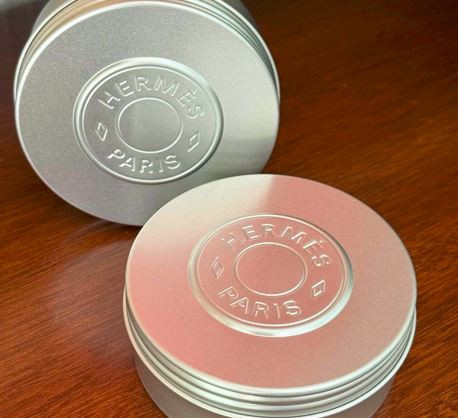 An Exclusive Holiday Showcase Featuring the Hermès Hôtelier Collection