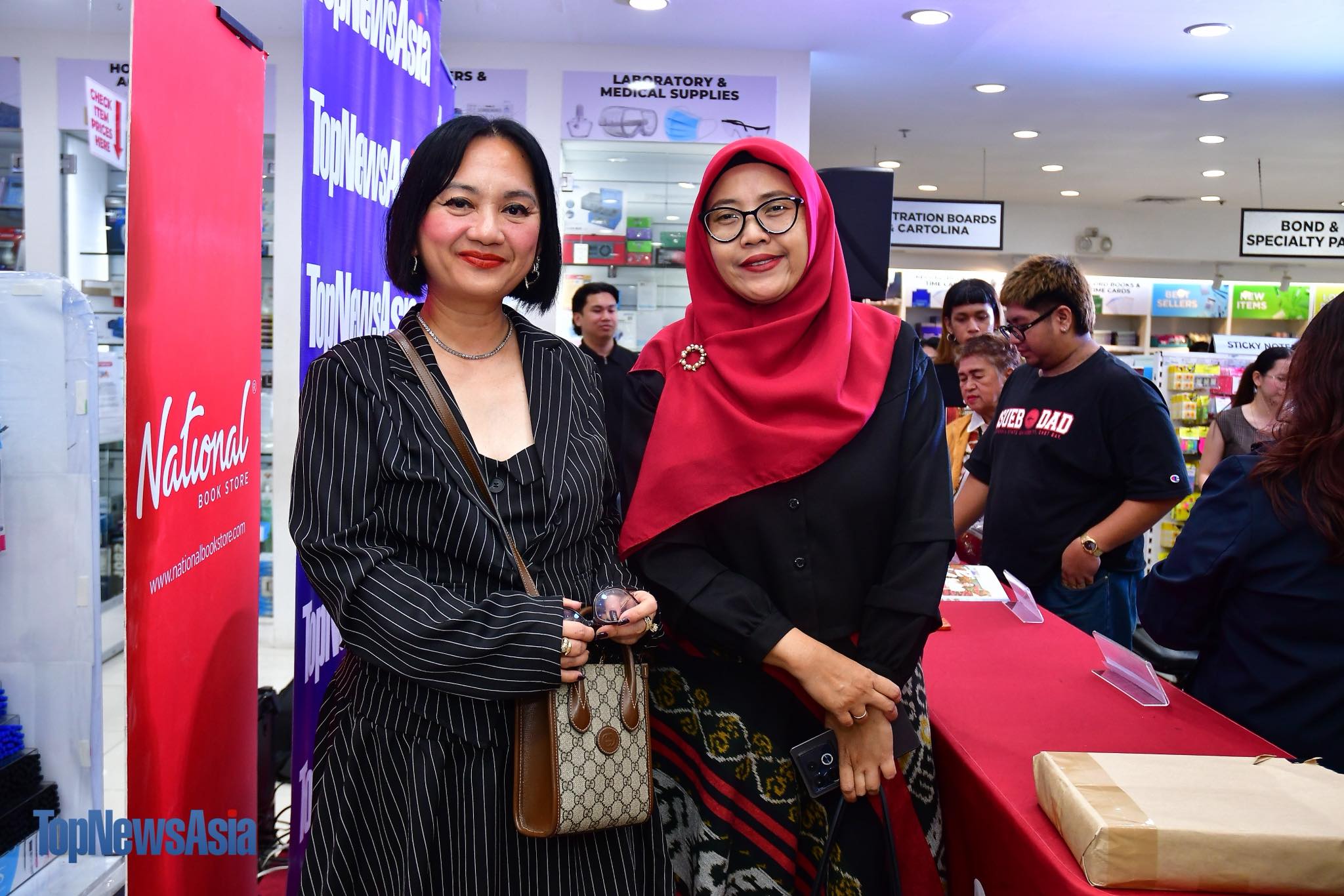 Diplomacy Meets Media: Indonesian Trade Attaché Graces TopNewsAsia and Leading Women Magazine Signing